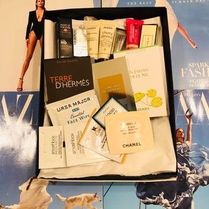 Entire box of samples free!